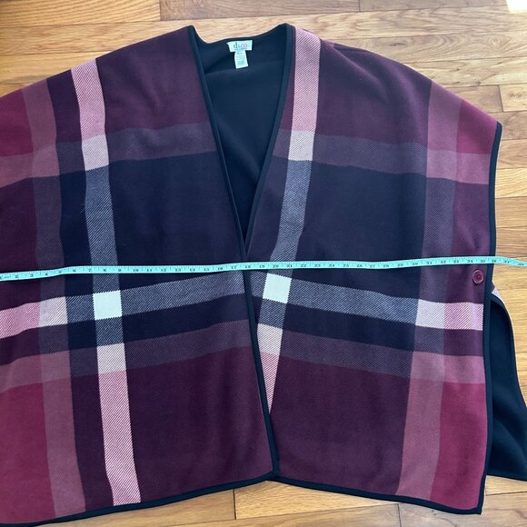 D&Co Burgundy & Black Plaid Open Front Poncho Cape XL/1X - Picture 8 of 9
